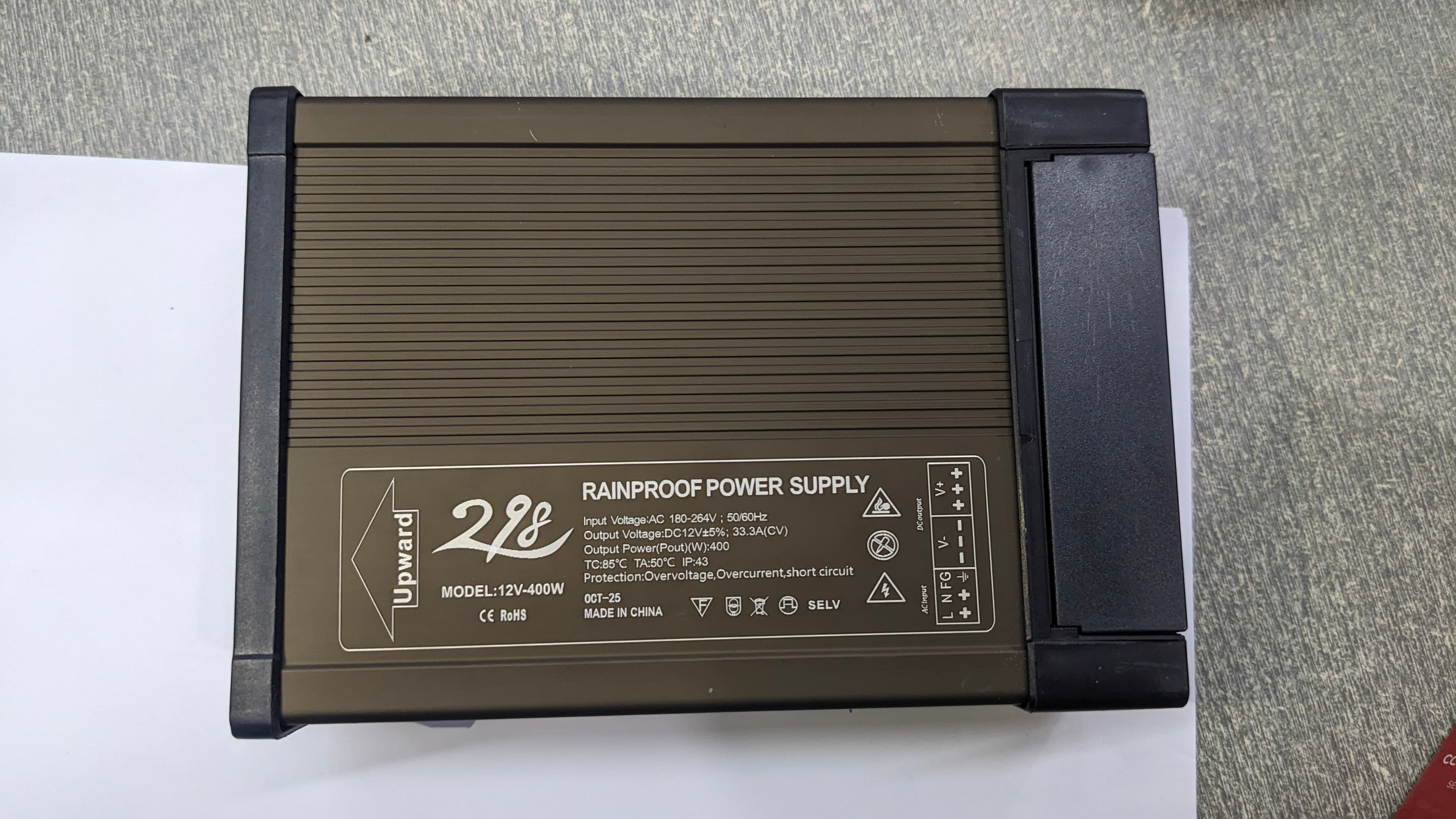 12V 400W Power Supply photo