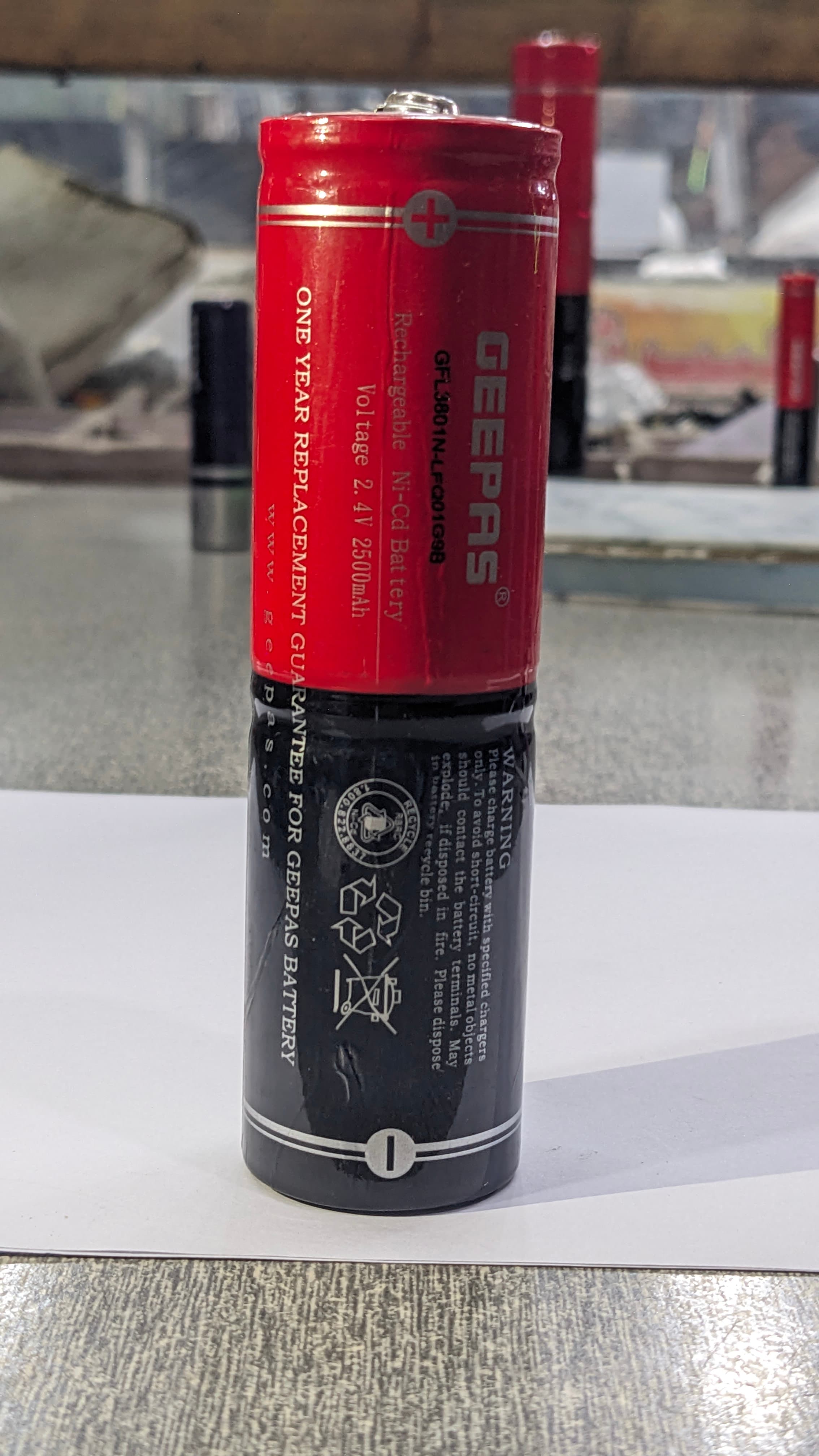 Geepas 2.4V 2500mAh Ni-Cd Rechargeable Battery Pack