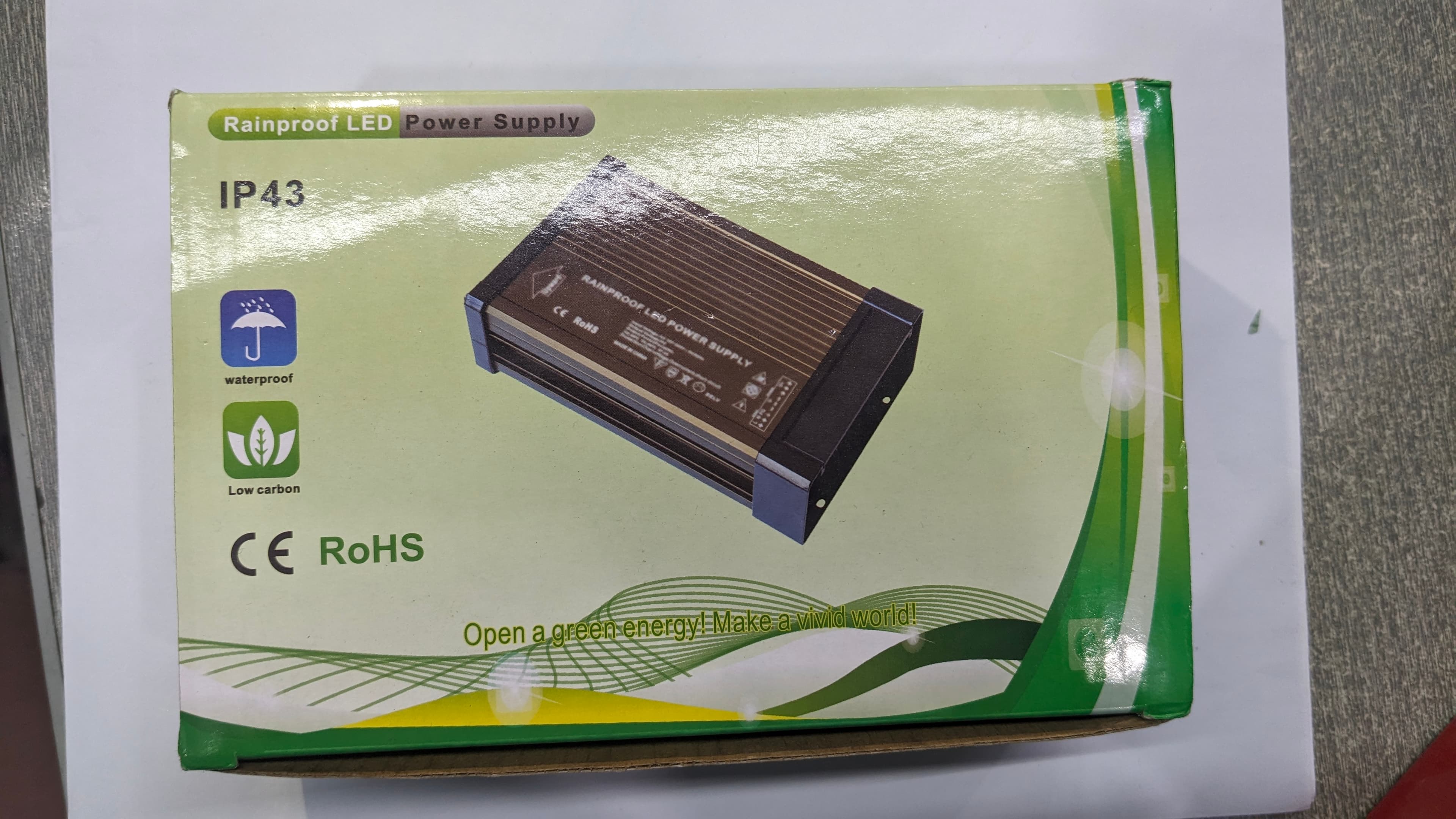 12V 400W Power Supply photo